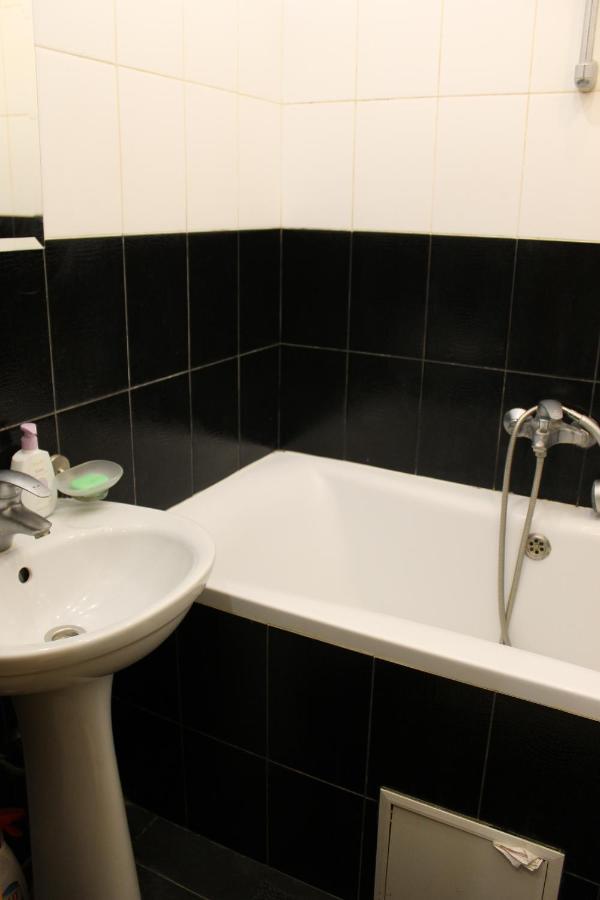Studio apartment تشيرنيهيفسكا المظهر الخارجي الصورة