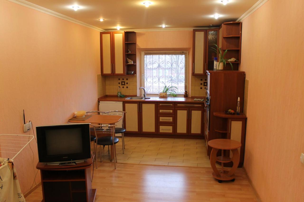 Studio apartment تشيرنيهيفسكا المظهر الخارجي الصورة